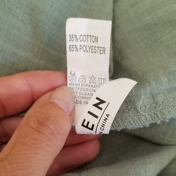 SHEIN Shorts Romper - Picture 3 of 3